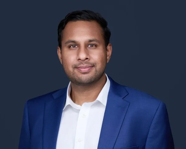 Professional wealth management headshot example 3 - Radnor photography by Images by IBA